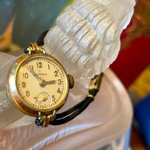 Art Deco ladies Normandie Watch w/Morays Band w/Gold Filled Clasp 🌺